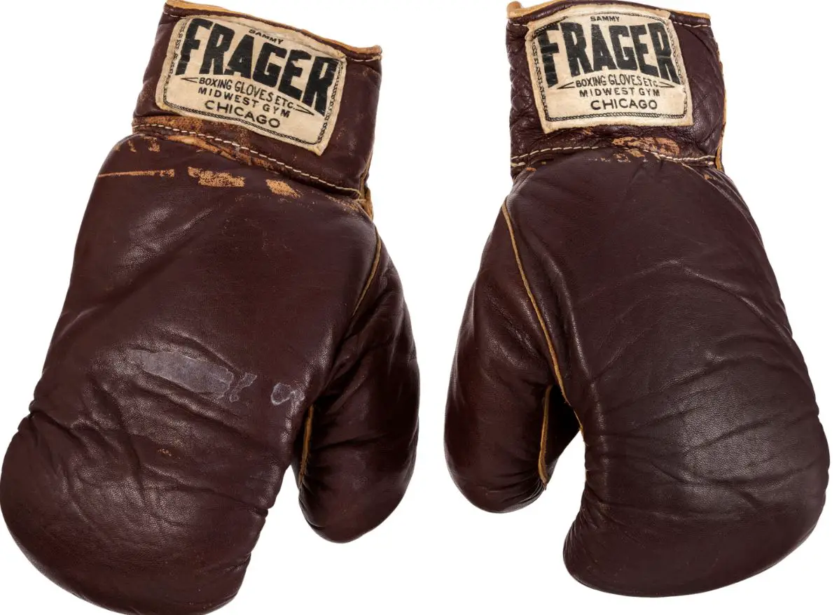 Muhammad Ali 1971 Boxing Gloves